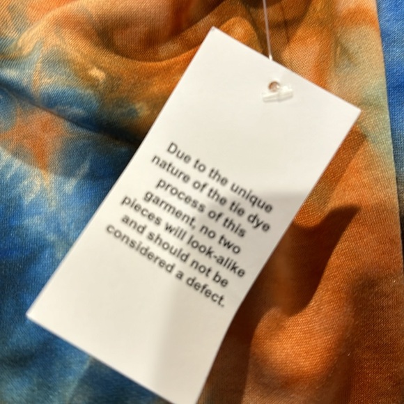 Womens Logo Lounge Tie Die Shirt.  Very Cozy with cute side pockets.  Never worn - Picture 13 of 13